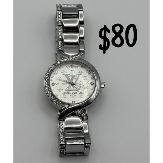 Women's watches 332