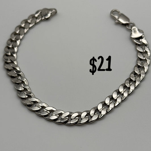 Men 372