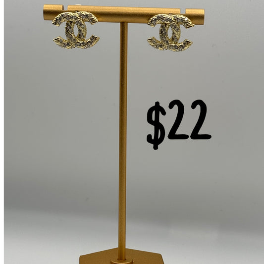 Earring 28