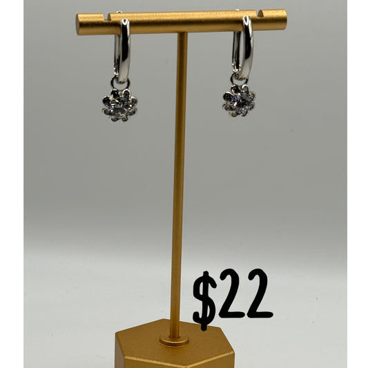 Earring 64