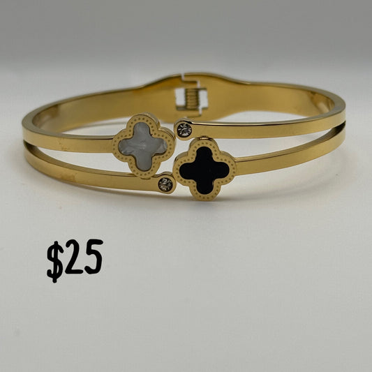 Bracelet 105