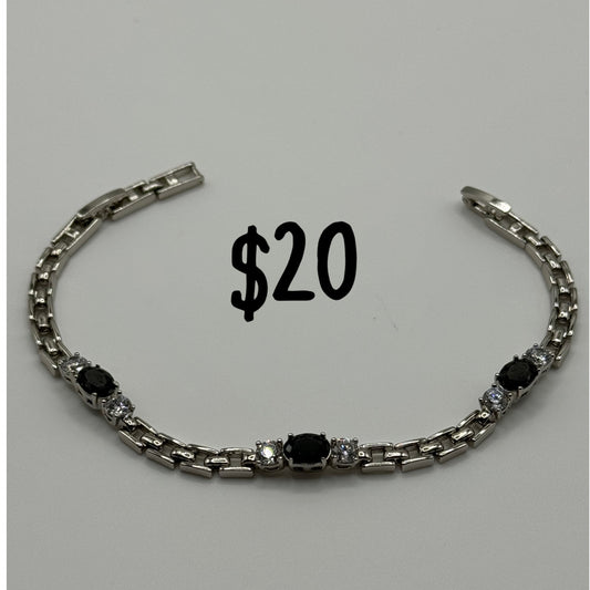 Bracelet 116