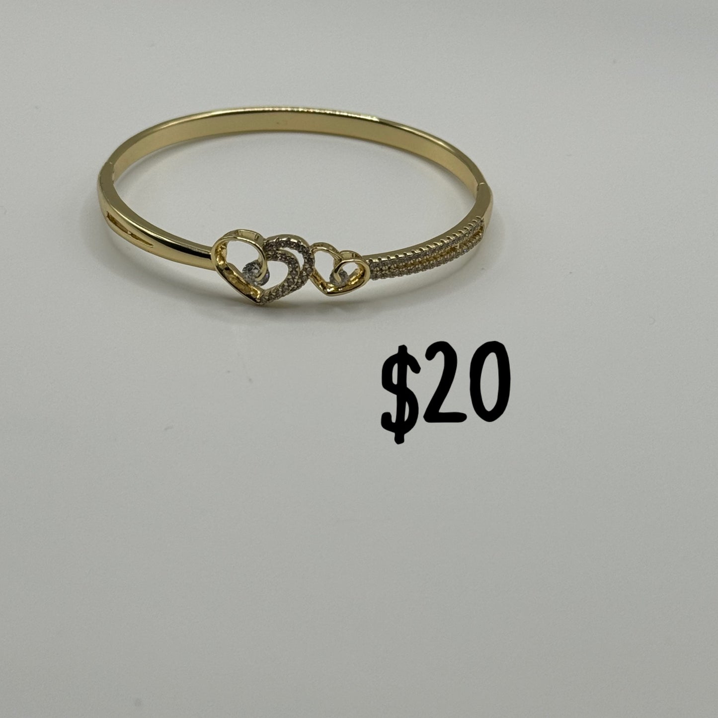 Bracelet 121