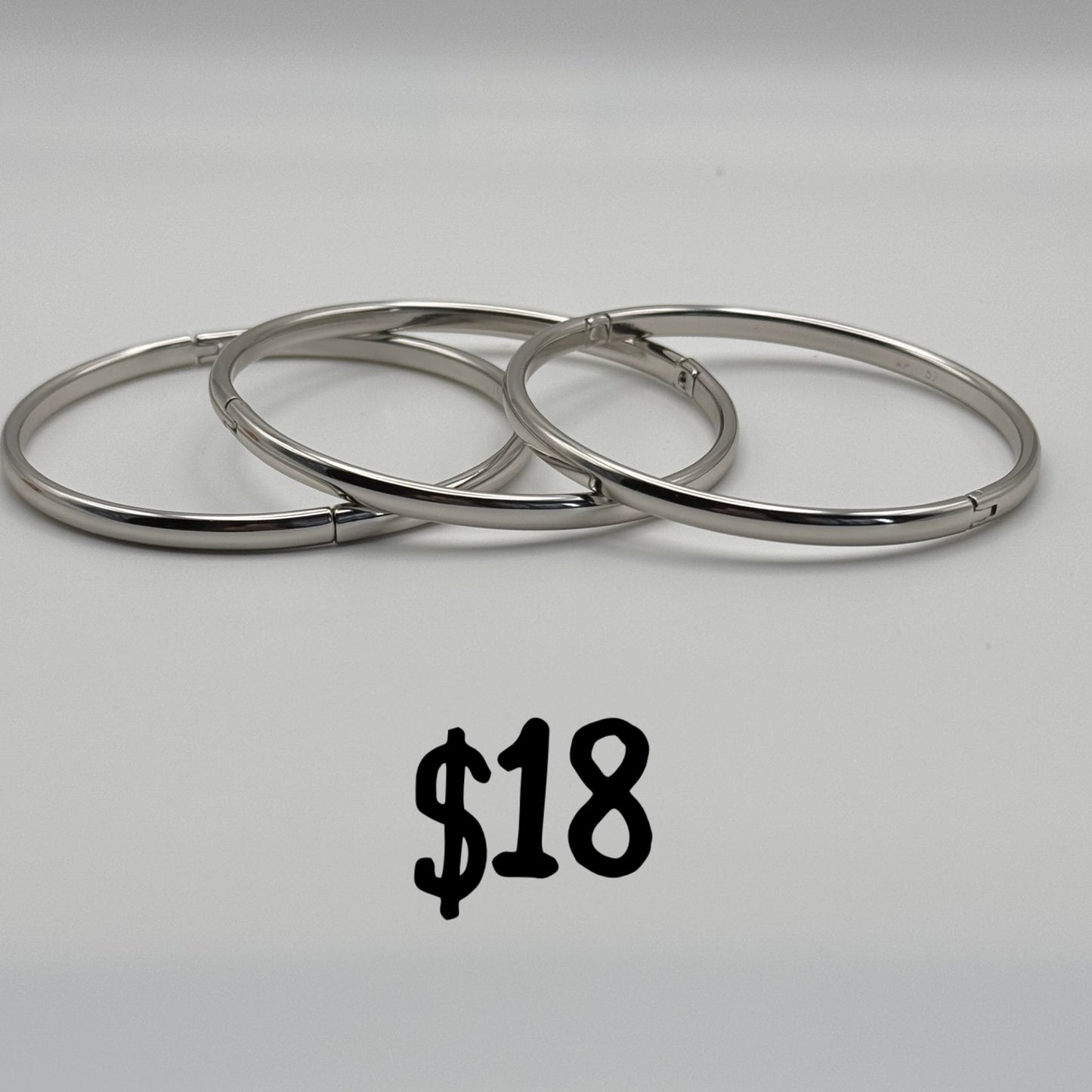 Bracelet 144
