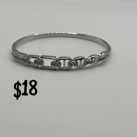 Bracelet 156